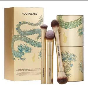 Hourglass Complexion Essentials Brush Set - Dragon Limited Edition 2024   ~NEW~